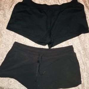 Xxl Black shirts plus 3 tanks!!